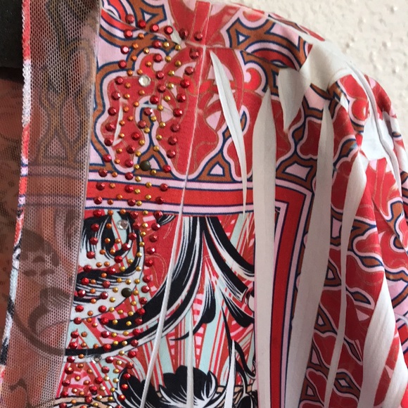 55) NWOT Blouse/tunic. Pretty multicolored print! - Picture 3 of 12